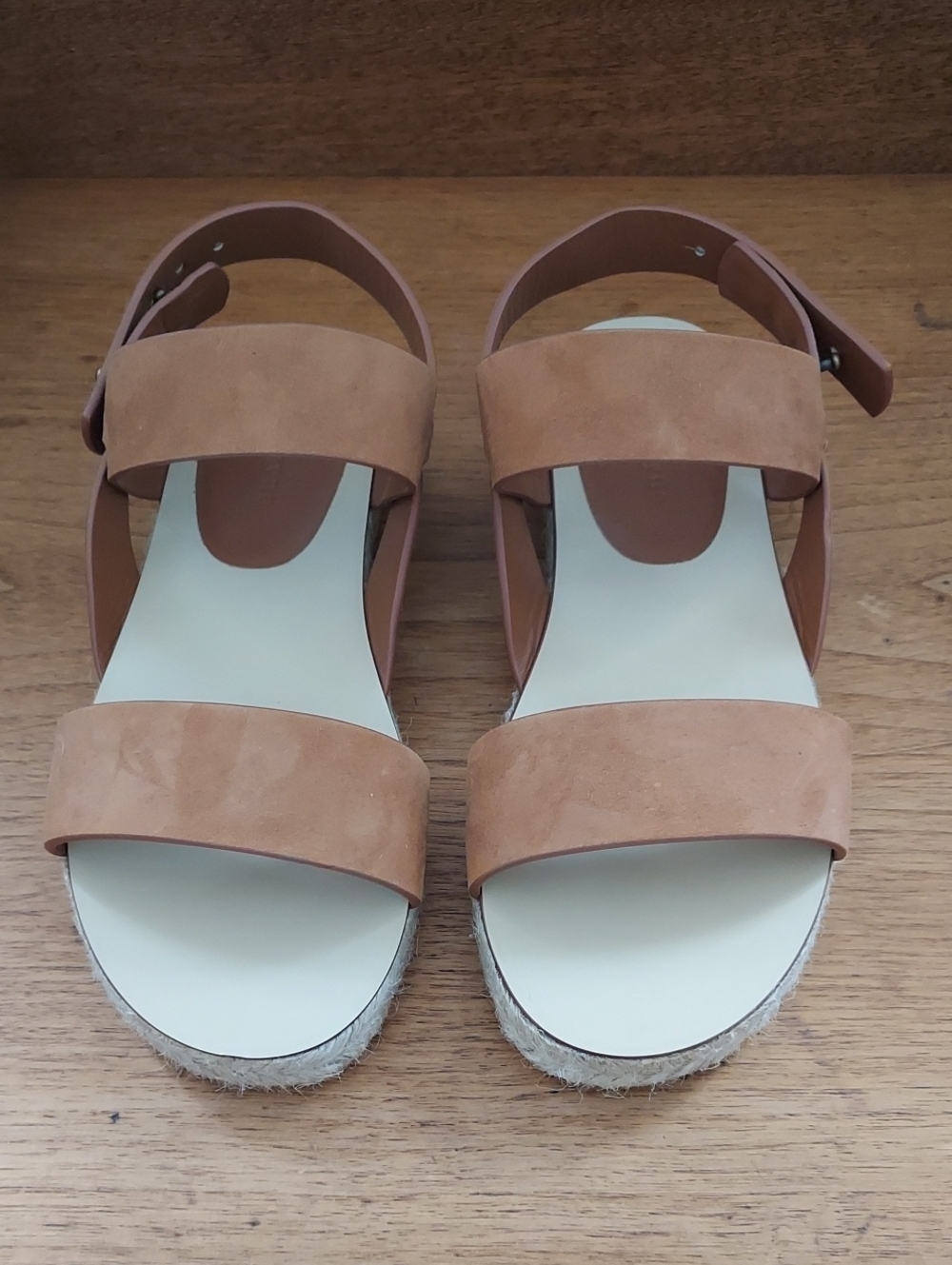 EUC JENNI KAYNE sandals